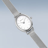 Bering Classic Femme Ovale Argent 29mm