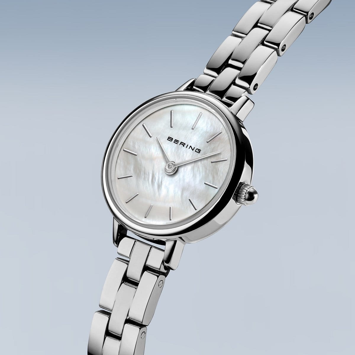 Bering Classic Femme Cadran Blanc Or 27mm