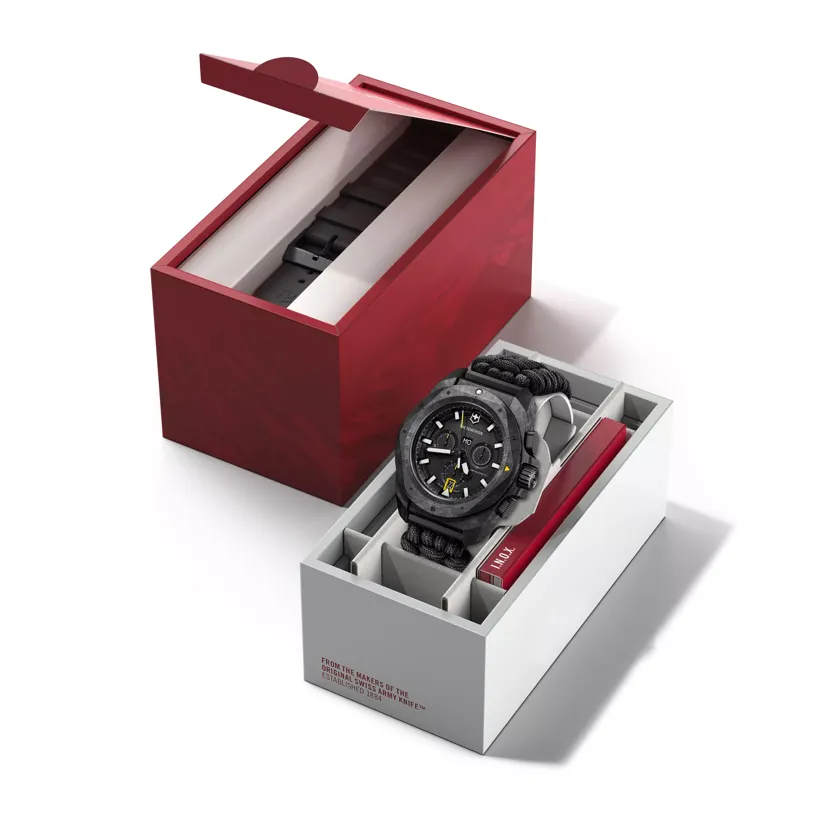 Victorinox I.N.O.X. Chrono Carbon
