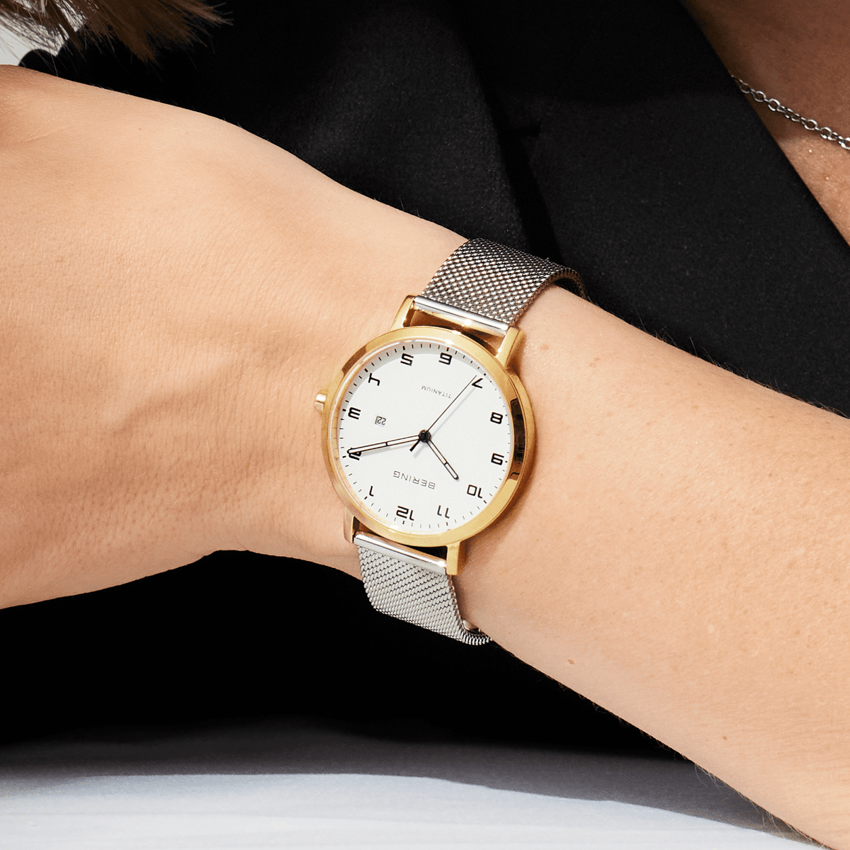 Bering Titanium Femme Cadran Blanc 34mm