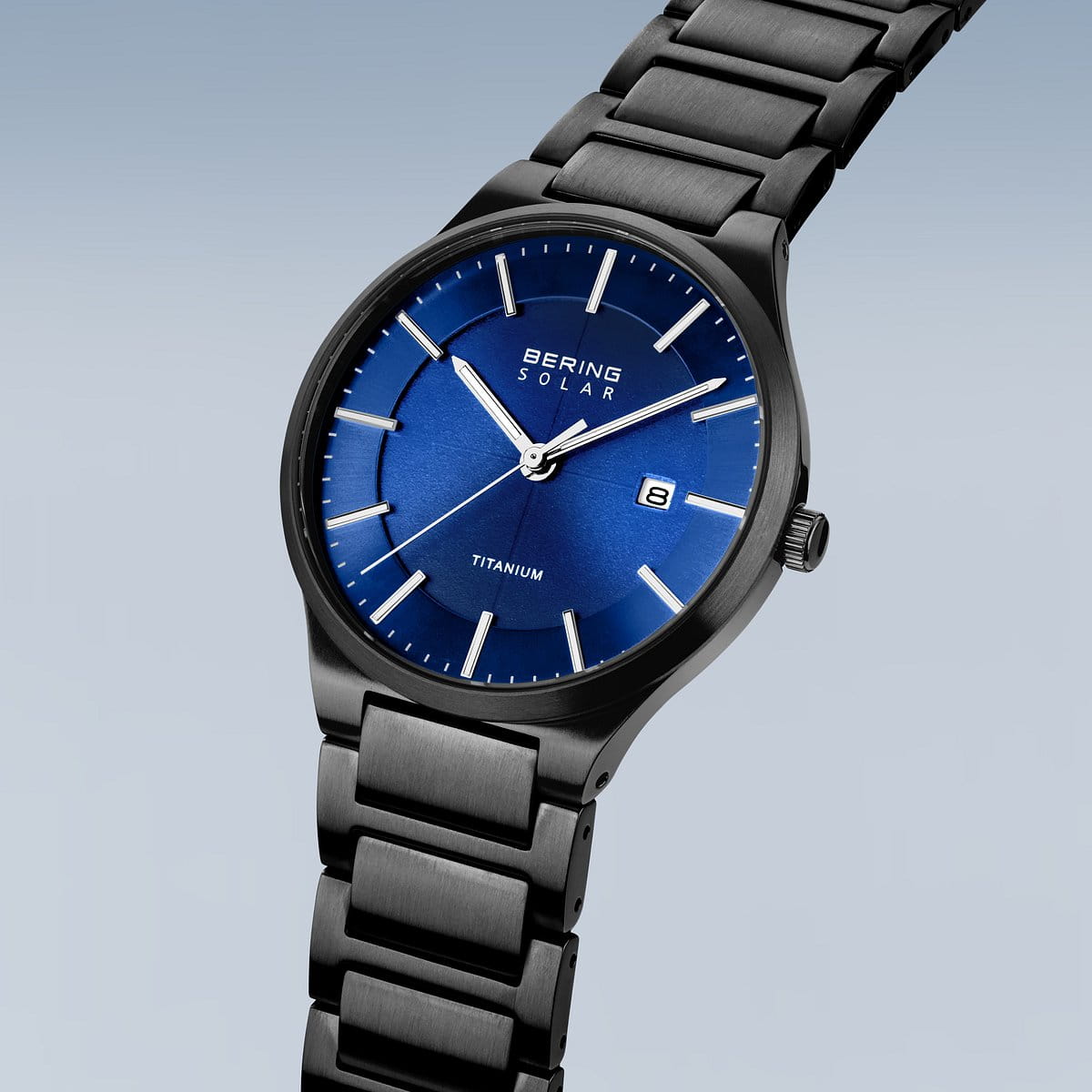 Bering Slim Solar 39mm