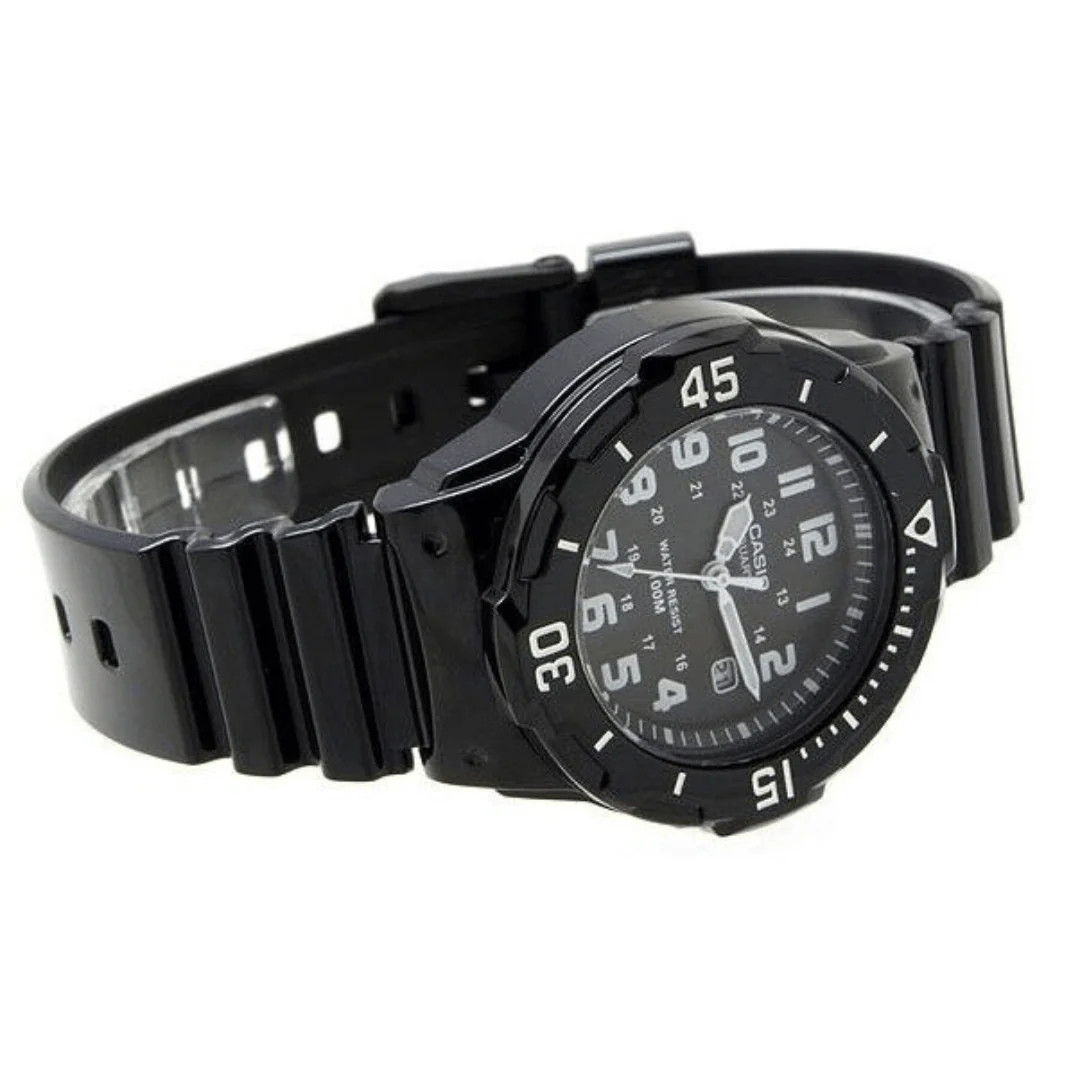 Montre Casio LRW-200H-1BVCF noire