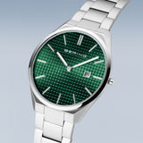 Bering Classic Femme 17240-708