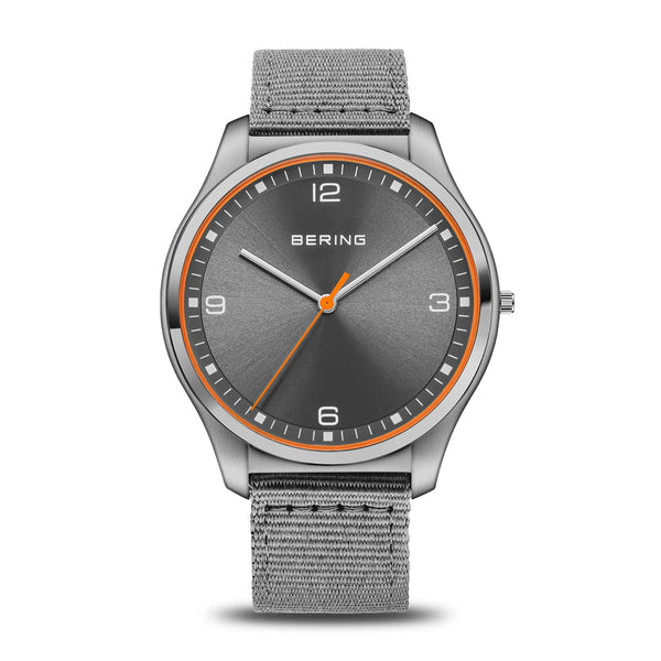 Bering Classic 42mm Acier Gris