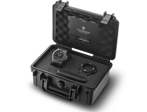 Victorinox I.N.O.X. Carbon Mechanical