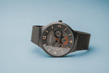 Montre Bering Classic Brushed Grey 33441-377