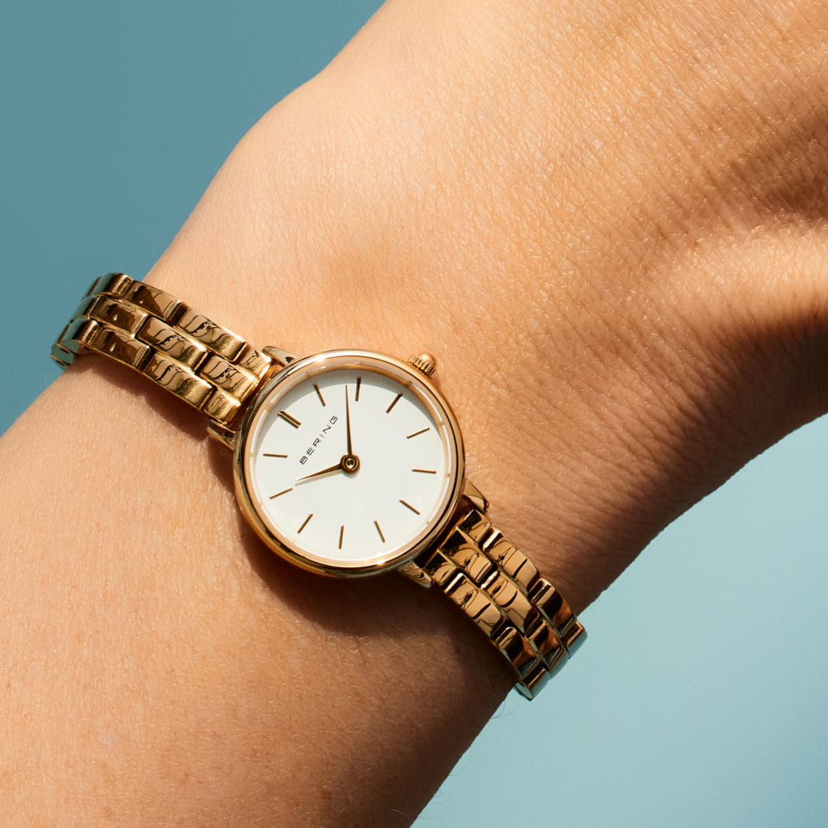Bering Classic Femme Cadran Blanc Argent 27mm